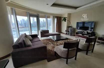 Living Room image for: Apartment - 2 Bedrooms - 3 Bathrooms for rent in The Address Dubai Mall - Downtown Dubai - Dubai, Image 1