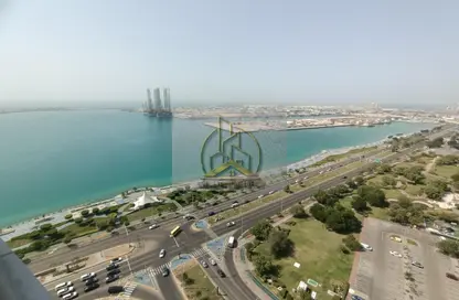 Apartment - 3 Bedrooms - 4 Bathrooms for rent in Corniche Road - Abu Dhabi