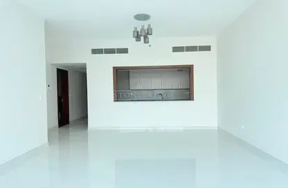 Apartment - 3 Bedrooms - 3 Bathrooms for rent in Business Bay - Dubai