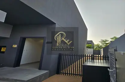 Townhouse - 3 Bedrooms - 5 Bathrooms for sale in Robinia - Masaar - Tilal City - Sharjah