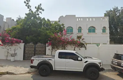 فيلا - 4 غرف نوم - 6 حمامات للايجار في شرقان - الحيرة - الشارقة