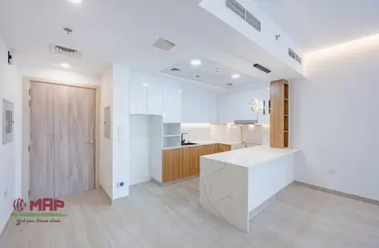 شقة - غرفة نوم - 2 حمامات للبيع في ذا ايست كريست - ديستريكت 17 - قرية جميرا الدائرية - دبي