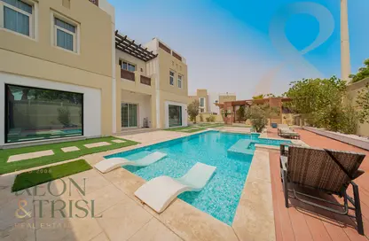 Villa - 5 Bedrooms - 6 Bathrooms for sale in Naseem - Mudon - Dubai