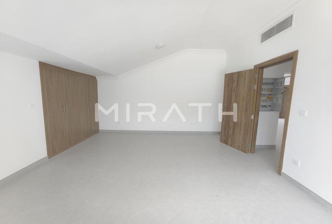 Villa - 3 Bedrooms - 4 Bathrooms for rent in Mirdif Villas - Mirdif - Dubai