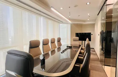 مركز أعمال - استوديو للايجار في برج ريجال - الخليج التجاري - دبي