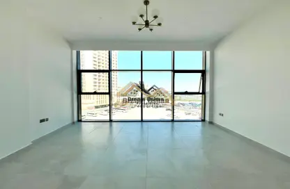 Apartment - 2 Bedrooms - 3 Bathrooms for rent in Sama Al Jaddaf - Al Jaddaf - Dubai