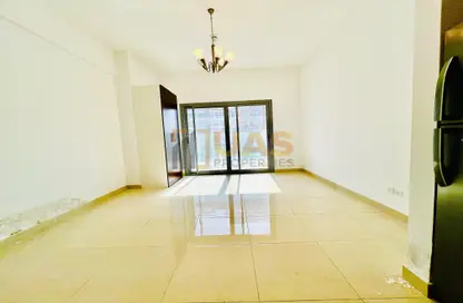 Apartment - Studio - 1 Bathroom for rent in Jumeirah Village Circle - Dubai