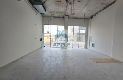 متجر - استوديو - 1 حمام للايجار في الزاهية - تجارية مويلح - الشارقة متجر - استوديو - 1 حمام للايجار في الزاهية - تجارية مويلح - الشارقة