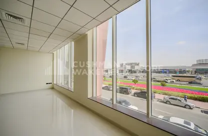 Empty Room image for: Office Space - Studio for rent in Vakson building - Sheikh Zayed Road - Dubai, Image 1