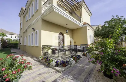 Villa - 5 Bedrooms - 5 Bathrooms for rent in The Centro - The Villa - Dubai