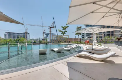 Apartment - 2 Bedrooms - 3 Bathrooms for sale in Central Park Building 1 - Central Park at City Walk - City Walk - Dubai