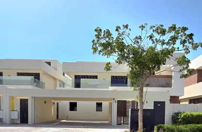 Villa - 5 Bedrooms - 7+ Bathrooms for rent in West Yas - Yas Island - Abu Dhabi