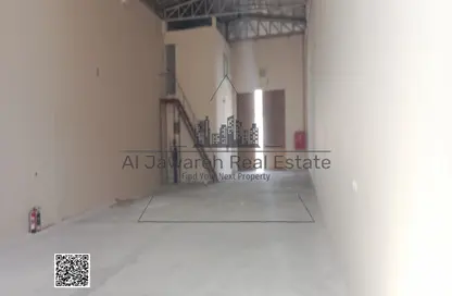 مستودع - استوديو - 1 حمام للايجار في أم درع - أم القيوين