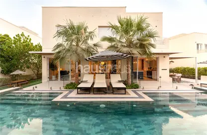 فيلا - 4 غرف نوم - 6 حمامات للبيع في ميدوز 2 - ميدوز - دبي