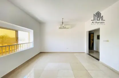 Empty Room image for: Apartment - 2 Bedrooms - 3 Bathrooms for rent in Al Khabisi - Al Ain, Image 1