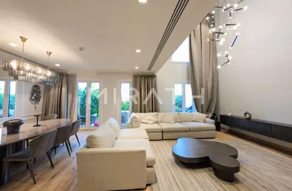 Villa - 3 Bedrooms - 4 Bathrooms for rent in Sur La Mer - La Mer - Jumeirah - Dubai