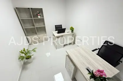 Office Space - Studio - 1 Bathroom for rent in Silver Home Building - Hor Al Anz - Deira - Dubai