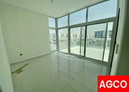 3+Maid | Corner | Big Plot | Closed Kitchen
