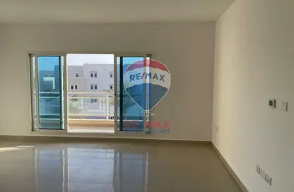 Apartment - 2 Bedrooms - 2 Bathrooms for sale in Tower 1 - Al Reef Downtown - Al Reef - Abu Dhabi