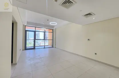 Apartment - 2 Bedrooms - 3 Bathrooms for rent in Jumeirah Garden City - Al Satwa - Dubai