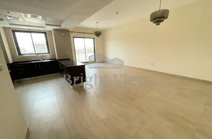 شقة - غرفة نوم - 2 حمامات للايجار في عزيزي لياتريس - الفرجان - دبي