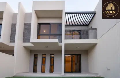 Townhouse - 3 Bedrooms - 5 Bathrooms for sale in Aurum Villas - Odora - Damac Hills 2 - Dubai