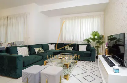Apartment - 3 Bedrooms - 4 Bathrooms for sale in Executive Tower E - Executive Towers - Business Bay - Dubai