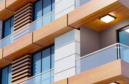 عمارة بالكامل - 8 غرف نوم - 8 حمامات للبيع في تجارية مويلح - الشارقة