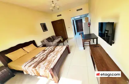 شقة - 1 حمام للايجار في مساكن النخبة رقم 6 - مساكن النخبة الرياضية - مدينة دبي الرياضية - دبي