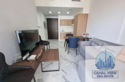 Apartment - 1 Bedroom - 1 Bathroom for rent in Oasis Residences - Masdar City - Abu Dhabi