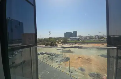 Apartment - 2 Bedrooms - 3 Bathrooms for rent in Al Dana Tower - Danet Abu Dhabi - Abu Dhabi