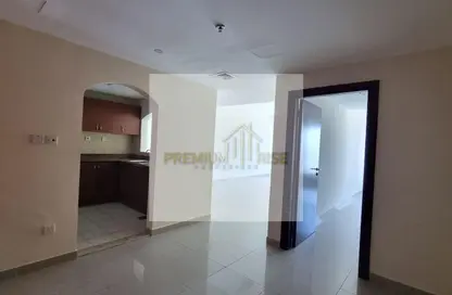 Apartment - 1 Bedroom - 2 Bathrooms for rent in Lake Point Tower - JLT Cluster N - Jumeirah Lake Towers - Dubai