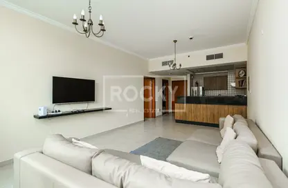 Apartment - 1 Bedroom - 2 Bathrooms for rent in Burj Al Nujoom - Downtown Dubai - Dubai