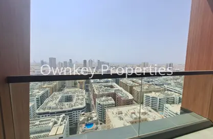 شقة - 3 غرف نوم - 4 حمامات للايجار في ام سكوير - منخول - بر دبي - دبي