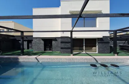 Villa - 4 Bedrooms - 5 Bathrooms for sale in Meadows 2 - Meadows - Dubai