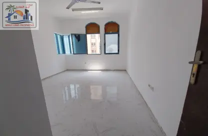 Apartment - 2 Bedrooms - 2 Bathrooms for rent in Rolla Square - Rolla Area - Sharjah