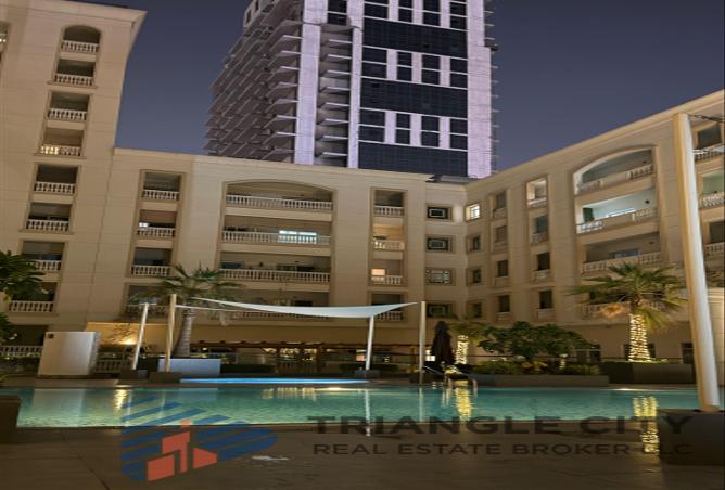 1 BHK | Pool View | Spacious | PLaza Residence