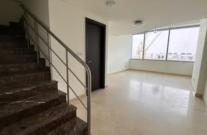 دوبلكس - 2 غرف نوم - 3 حمامات للبيع في سكاي جاردنز - مركز دبي المالي العالمي - دبي
