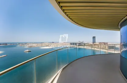 Apartment - 3 Bedrooms - 3 Bathrooms for sale in Grand Bleu Tower 1 - EMAAR Beachfront - Dubai Harbour - Dubai
