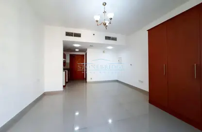 Apartment - Studio - 1 Bathroom for rent in Lakeside Tower C - Lakeside Residence - Dubai Production City (IMPZ) - Dubai