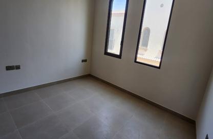 Townhouse - 2 Bedrooms - 4 Bathrooms for rent in Bloom Living - Zayed City (Khalifa City C) - Khalifa City - Abu Dhabi