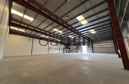 Warehouse - Studio - 1 Bathroom for rent in Dubai Investment Park 1 (DIP 1) - Dubai Investment Park (DIP) - Dubai