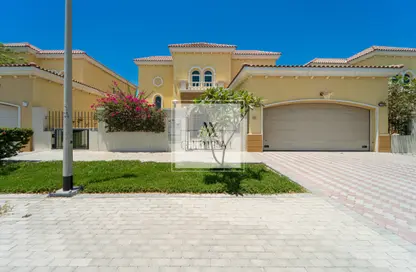 Villa - 3 Bedrooms - 4 Bathrooms for rent in Legacy - Jumeirah Park - Dubai