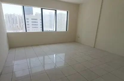 Apartment - 3 Bedrooms - 3 Bathrooms for rent in Al Majaz 1 - Al Majaz - Sharjah
