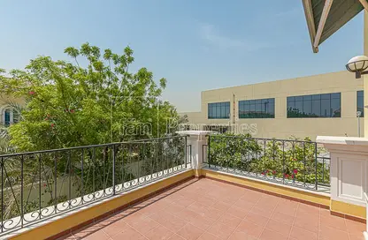Villa - 3 Bedrooms - 4 Bathrooms for rent in Legacy - Jumeirah Park - Dubai
