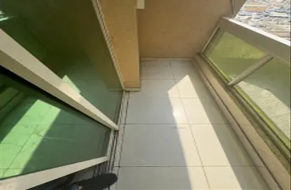 Apartment - 1 Bedroom - 1 Bathroom for rent in Corniche Tower - Ajman Corniche Road - Ajman