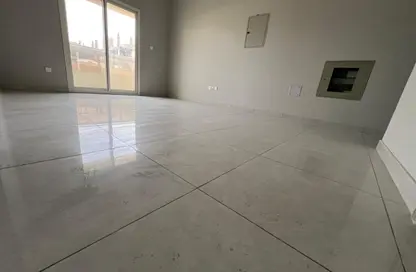 شقة - غرفة نوم - 2 حمامات للايجار في الجرف 3 - الجرف - عجمان وسط المدينة - عجمان