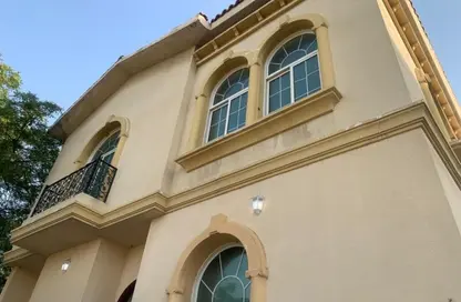 فيلا - 5 غرف نوم - 6 حمامات للايجار في مول الحضيبة - الحضيبة - السطوة - دبي
