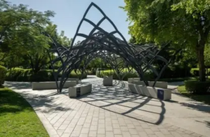 شقة - غرفة نوم - 2 حمامات للبيع في نست 6 - نست - الجادة - الشارقة