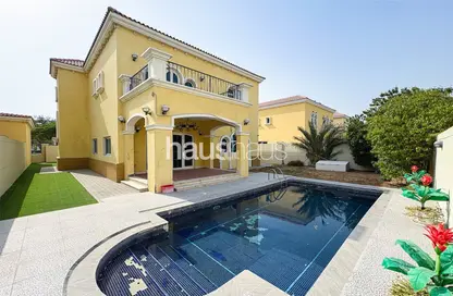 Villa - 3 Bedrooms - 4 Bathrooms for rent in Legacy - Jumeirah Park - Dubai